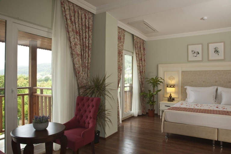 Bedroom 3, Padok Premium Hotel and Stables, Ula
