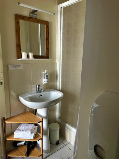Bathroom 6