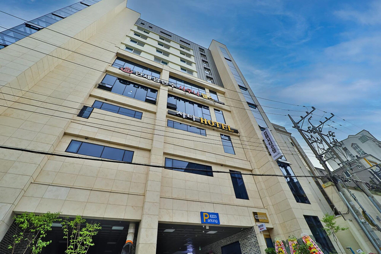 Exterior & Views 2, Gimhae Eobang-dong City Hotel, Gimhae