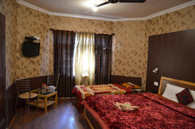 Others, zoz 3s1, Srinagar