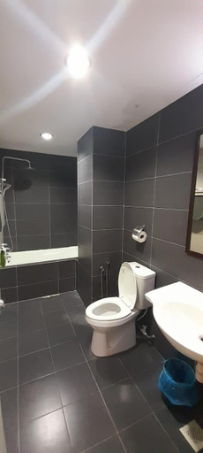 Bathroom 4, K. Riverfront apartment, Kinta