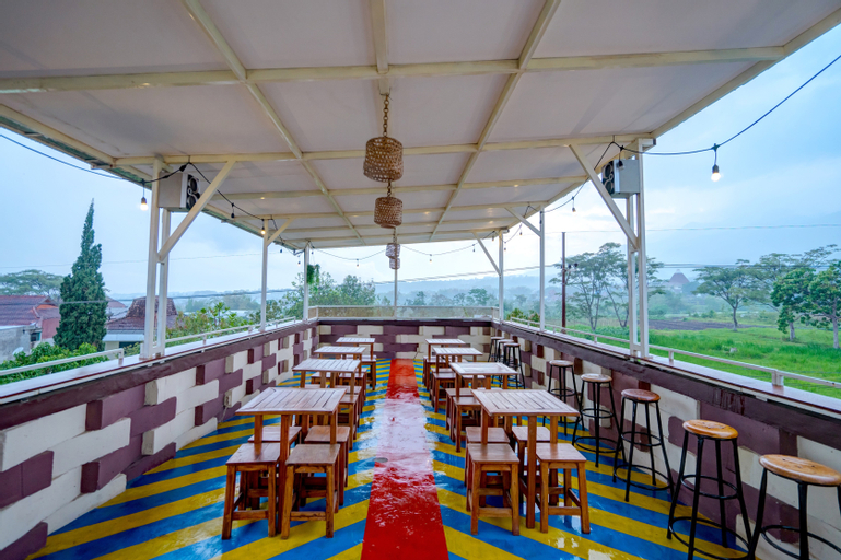 Food & Drinks 4, Grand Dream Cita Mandiri Syariah, Malang