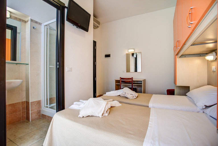 Bedroom 3, Hotel San Paolo, Rimini