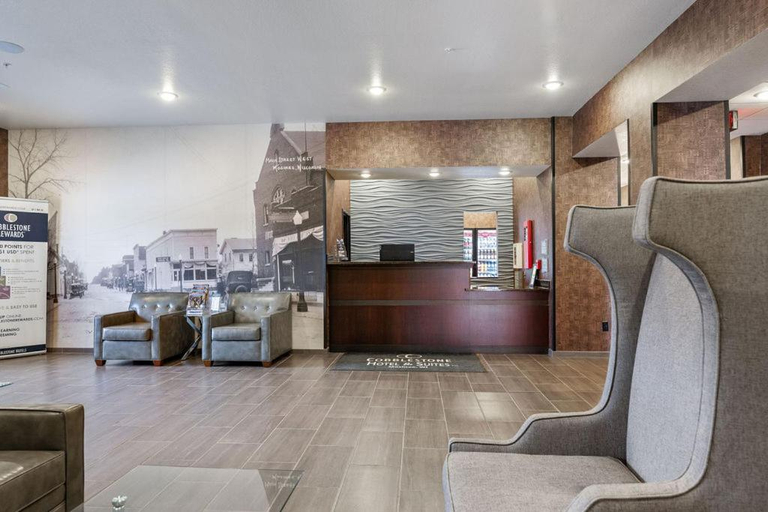 Public Area 2, Cobblestone Hotel & Suites - Central Wisconsin Airport, Marathon
