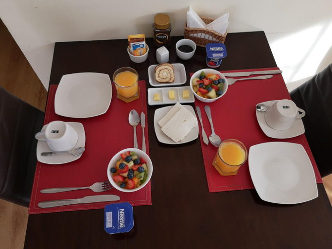 Others 5, Hostal del Valle, Colchagua