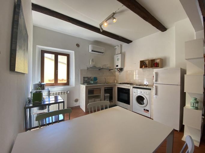 Others 3, Alfani Double in Firenze, Florence