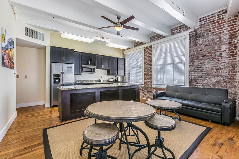 Others 5, Spacious Condos Steps Away from French Quarter, Orleans