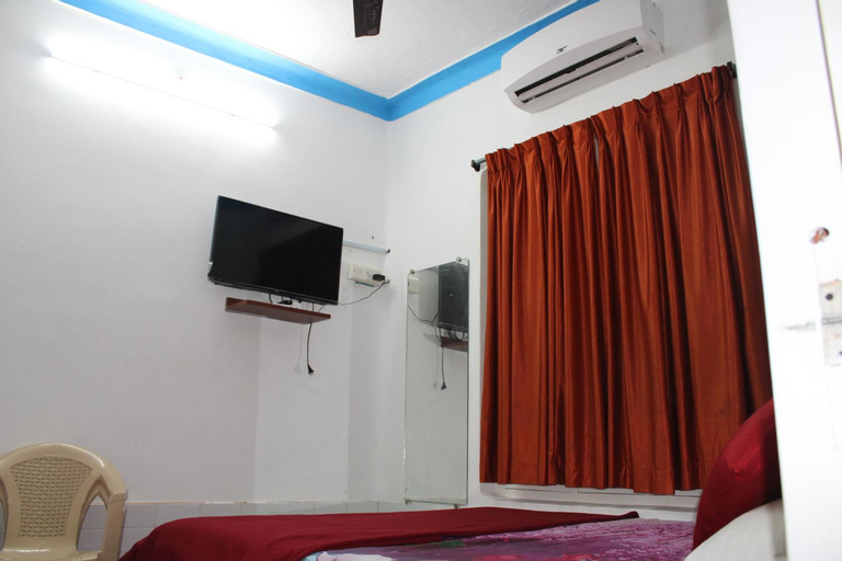 Bedroom 12