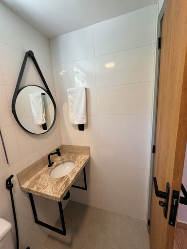 Bathroom 5, Hotel Caita, Cairu