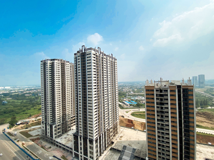 Others 4, Spacious And Modern 3Br At Meikarta Apartment, Cikarang