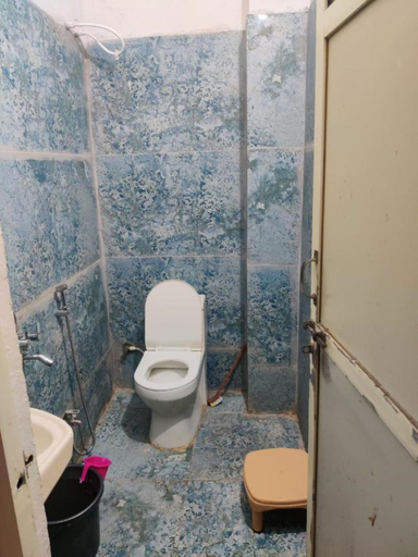 Bathroom 3, Hotel Amritam Inn Ujjain, Ujjain