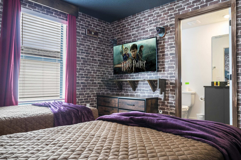 Children's theme room