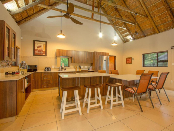Others 2, The Den at Kruger 3479, Ehlanzeni