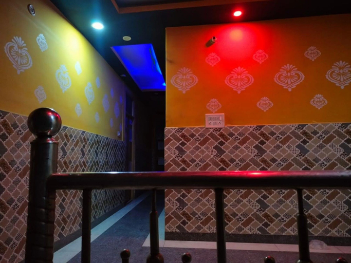 Others 5, Hotel Asha Palace, Kanpur Nagar