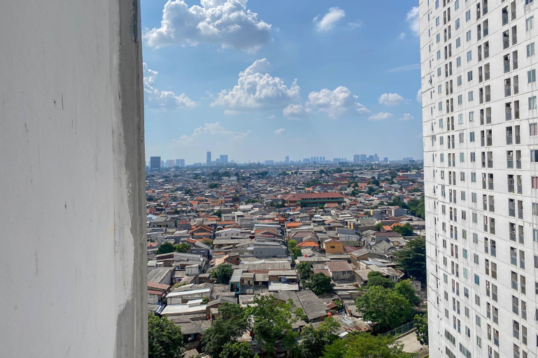Exterior & Views, Comfort And Homey 3Br Bassura City Apartment, East Jakarta