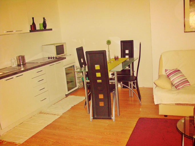 Others 2, Apartments Paradiso, Samobor