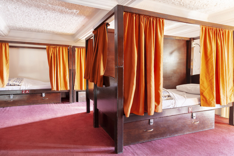 Bedroom 2, Palmers Lodge Swiss Cottage, London