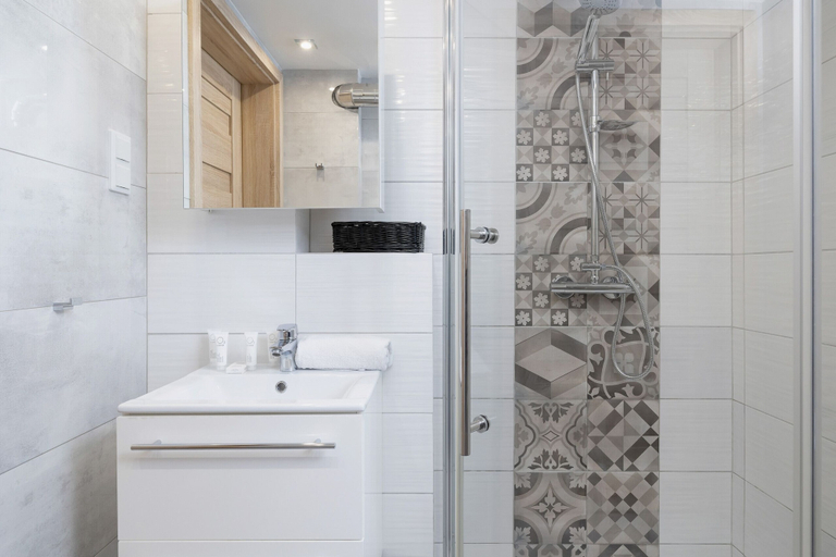 Bathroom 4, Apartment Moniuszki Cracow by Renters, Kraków City