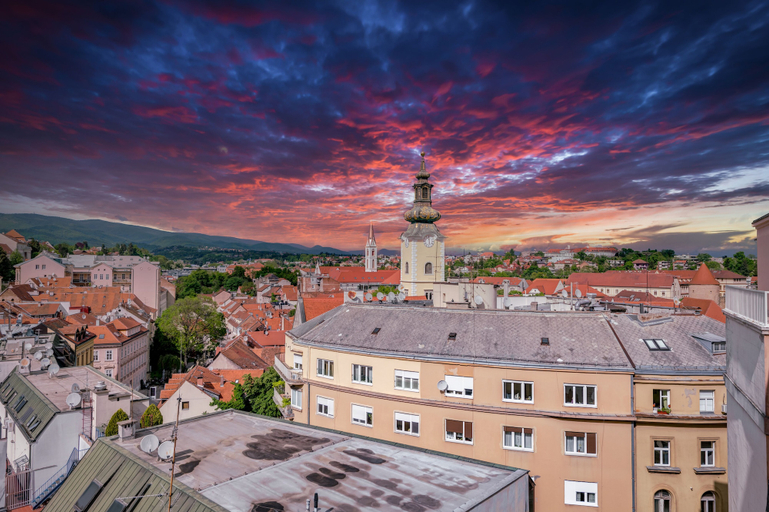 Others 5, Grand Square Suite - Tale Of The City, Zagreb