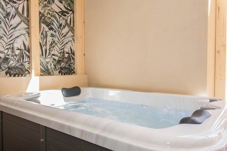 Bathroom 5, Yianna Caravel Suites "by Checkin" adults only, Crete