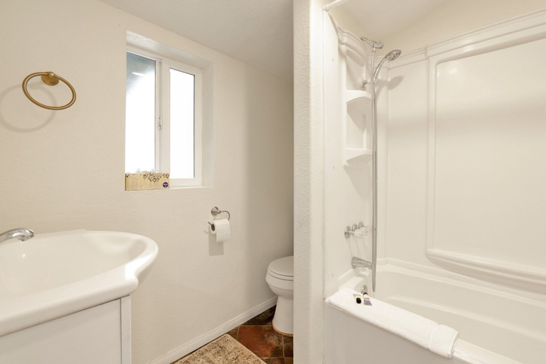 Bathroom 4, THE Weekender #2342, San Bernardino