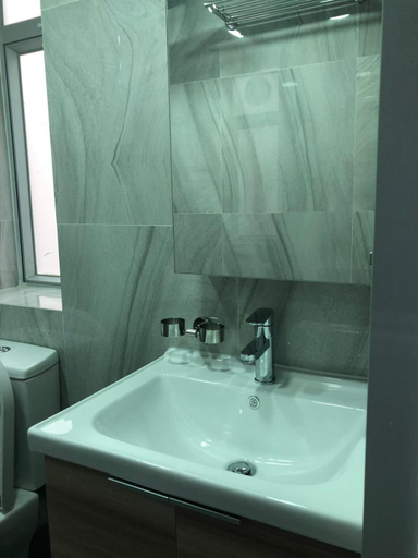 Bathroom 5, new hoover hostel, Kowloon