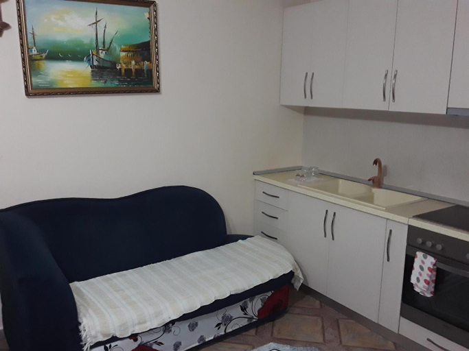 Others 3, Apartament KiCi Korce, Korçës