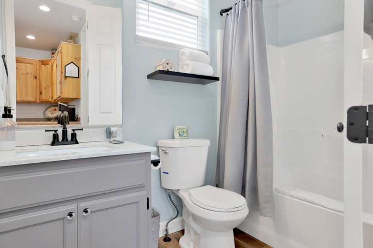Bathroom 4, Fairway Wings Chalet #2292, San Bernardino