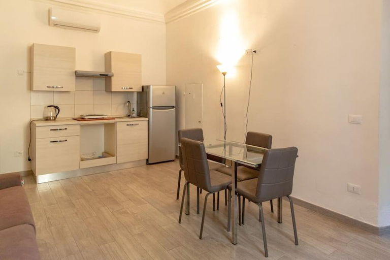 Others 3, Beautiful Apartment In Quite Area, Florence