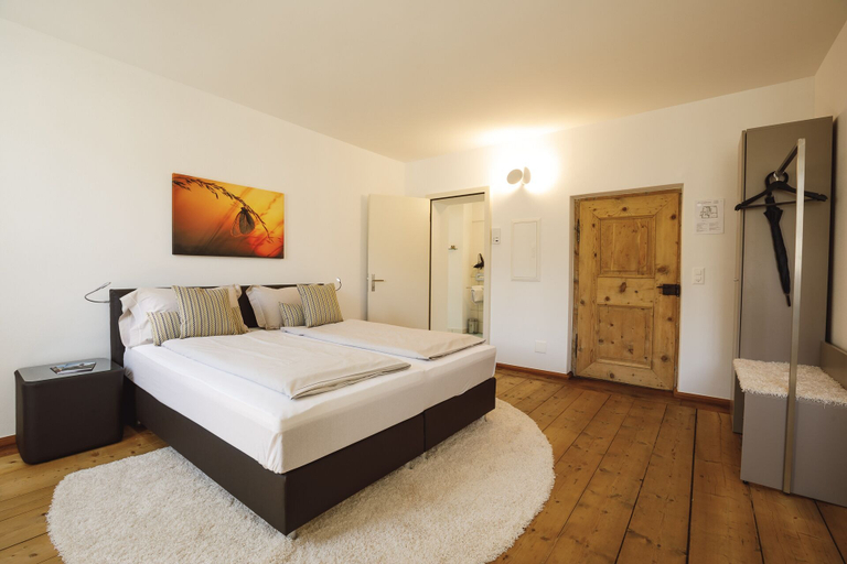 Bedroom 2, Cà del Borgo, Rooms & Suites, Bernina