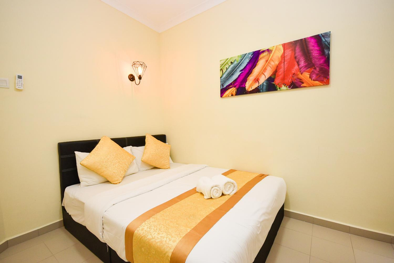 Bedroom 13