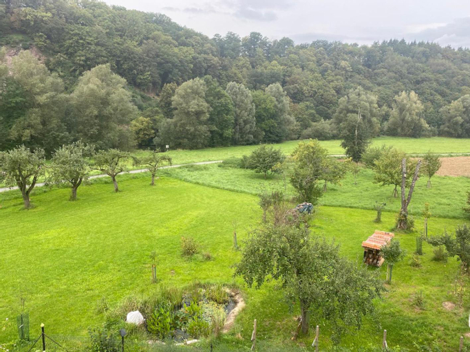 Exterior & Views 5, Kleine-Radoase, ruhiges okologisch renoviertes Doppelzimmer, Limburg-Weilburg
