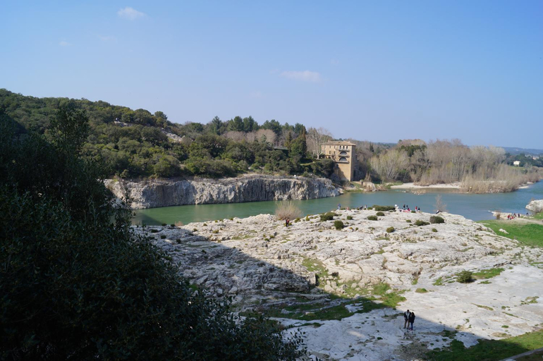 Others 3, Confortable villa de vacances entre Nimes, le Pont du Gard, Uzes, Arles, Avignon, Gard
