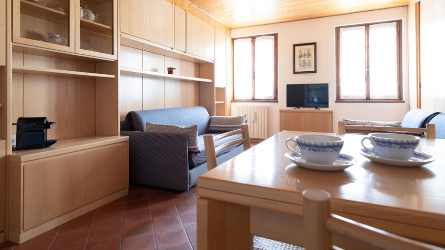 Room 2, Bruni 2 in Bormio With 1 Bedrooms and 1 Bathrooms, Sondrio