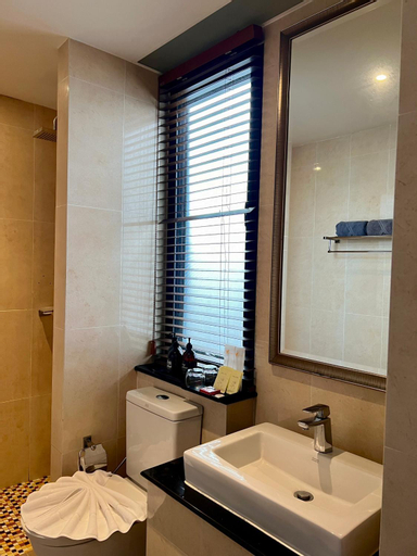 Bathroom 5