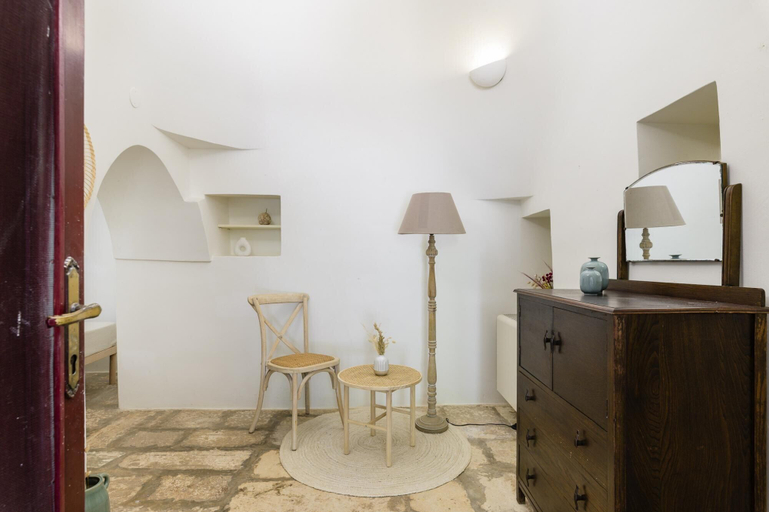 Room 4, Trullo Kallist con Piscina by Wonderful Italy, Brindisi