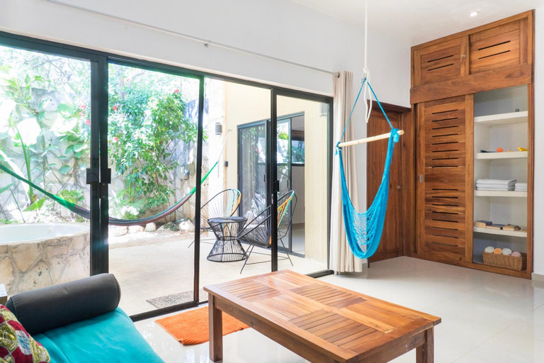 Stay in the Heart of Tulum - best location in Town, Cozumel