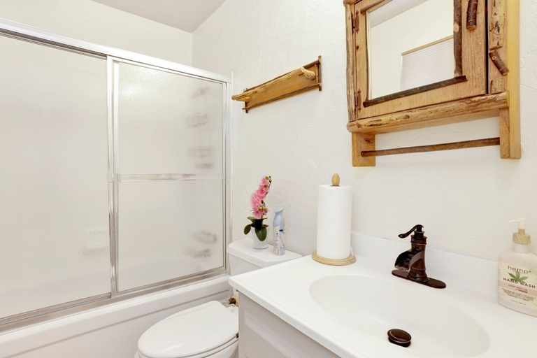 Bathroom 4, Antelope Views #2416, San Bernardino