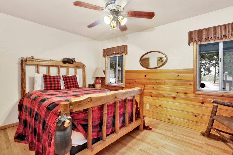 Bedroom 3, Timber Pines Chalet #2417, San Bernardino
