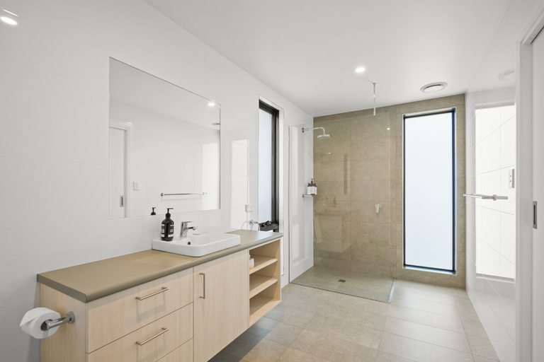Bathroom 3, Herlihys on Huon - Cabin 2, Huon Valley