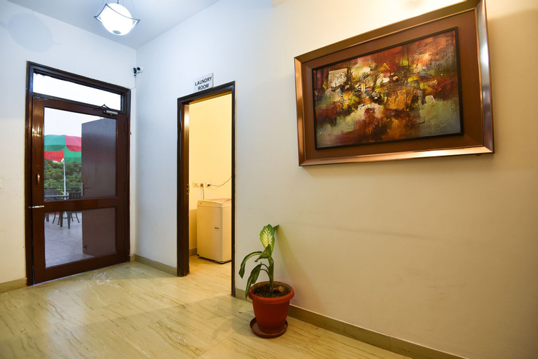 BedChambers Serviced Apartments SushantLok, Gurgaon