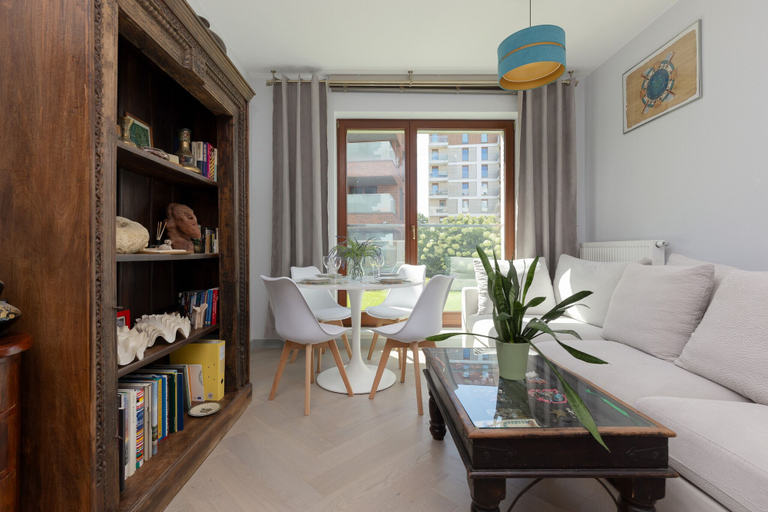 Others 5, Okrzei Apartment Warsaw Praga by Renters, Warsaw
