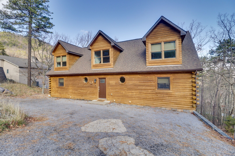 Exterior & Views 2, 'big Bear Lodge' - Cabin in Massanutten Resort!, Rockingham
