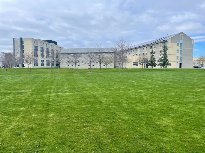 Exterior & Views 2, Residence & Conference Centre - Kingston, Frontenac