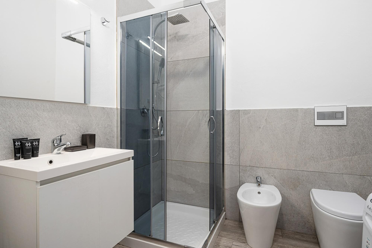 Room 4, Italianway - Monza 39 - C, Milano