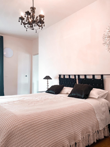 Others 2, Casa Gallinotto, Cuneo