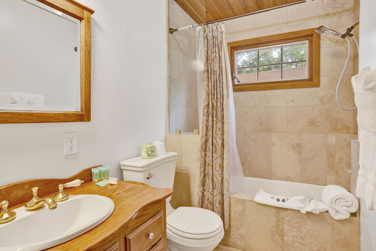 Bathroom 3, Knickerbocker Retreat #2321, San Bernardino