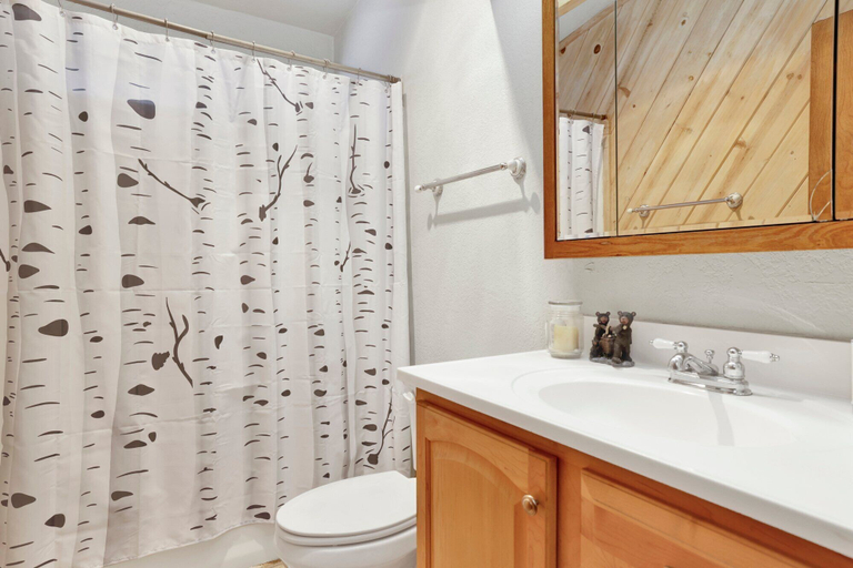 Bathroom, Sugar Bear Retreat #2319, San Bernardino