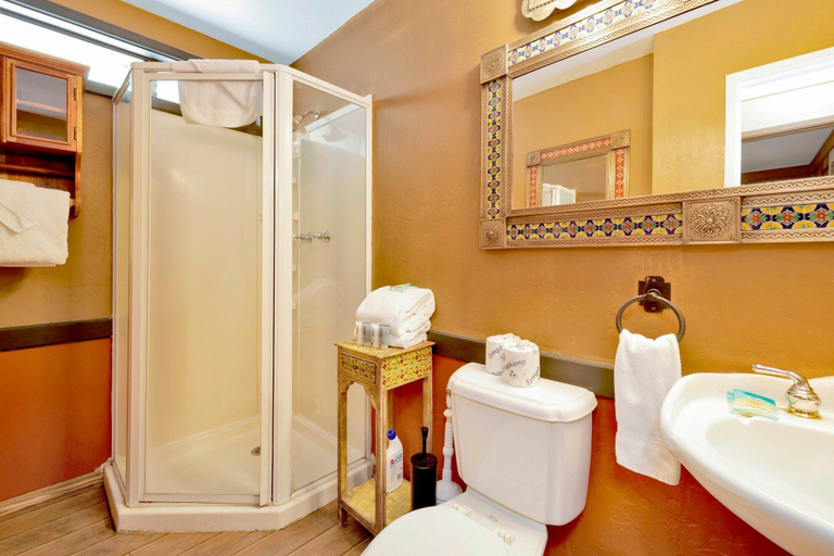 Bathroom, Club View Pines #2105, San Bernardino