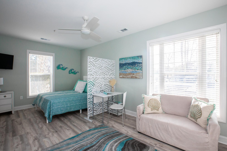 Interior 2, A Wave From It All - Studio 10 Min to Ocean, Horry